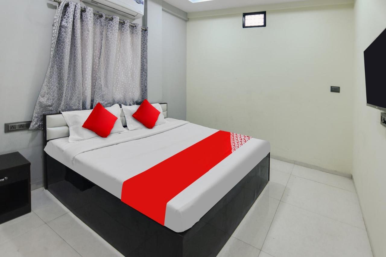 Oyo Hotel Blackgold Chandrapur Экстерьер фото